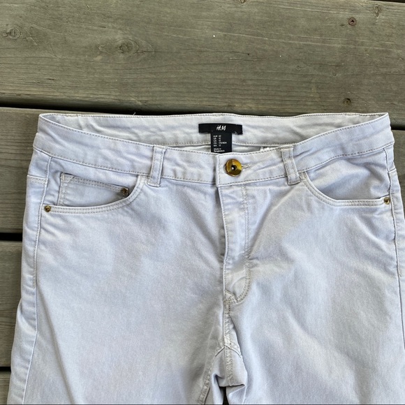 3/$25 || H&M Cream-Coloured Jeans/Pants - Picture 4 of 5